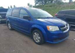 2013 DODGE GRAND CARAVAN SE