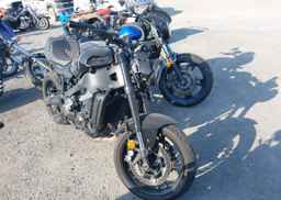 2024 YAMAHA XSR900