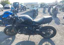 2024 YAMAHA XSR900