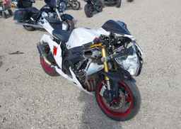 2017 SUZUKI GSX-R750