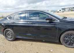 2015 CHRYSLER 200 LX