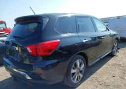 2017 NISSAN PATHFINDER S