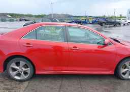 2013 TOYOTA CAMRY L