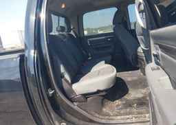 2014 RAM 1500 SLT