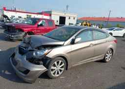 2013 HYUNDAI ACCENT GLS