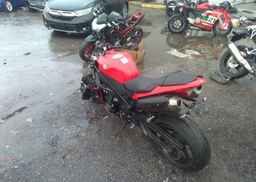 2014 YAMAHA YZFR1