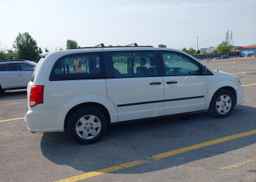 2013 DODGE GRAND CARAVAN SE