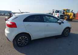 2015 KIA RIO LX