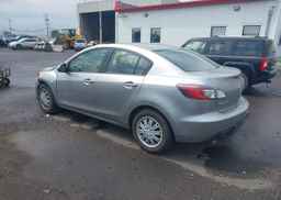 2010 MAZDA 3 I