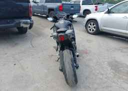 2025 YAMAHA YZFR7