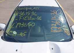 2014 FORD FIESTA SE