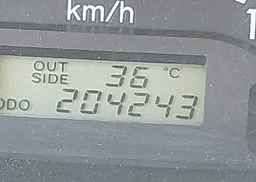 2004 TOYOTA COROLLA CE