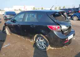 2013 MAZDA 3 I