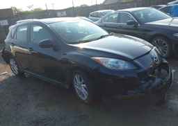 2013 MAZDA 3 I