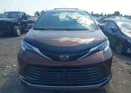 2021 TOYOTA SIENNA