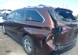 2021 TOYOTA SIENNA