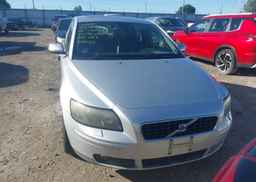 2005 VOLVO S40 T5