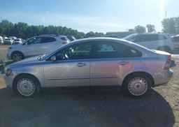 2005 VOLVO S40 T5