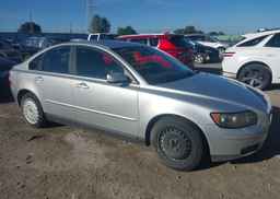 2005 VOLVO S40 T5