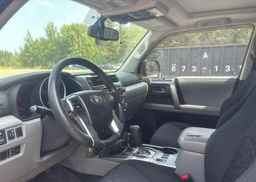 2010 TOYOTA 4RUNNER SR5