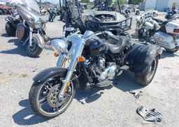 2022 HARLEY-DAVIDSON FLRT