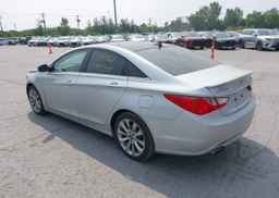 2012 HYUNDAI SONATA SE