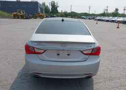 2012 HYUNDAI SONATA SE