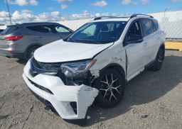 2018 TOYOTA RAV4 SE