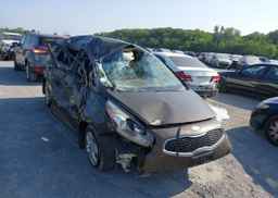 2014 KIA RONDO