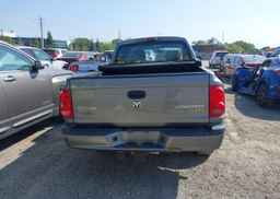 2011 RAM DAKOTA SXT