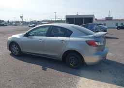 2013 MAZDA 3 I