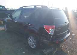 2011 SUBARU FORESTER 2.5 X LIMITED PACKAGE