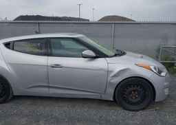 2012 HYUNDAI VELOSTER TECH