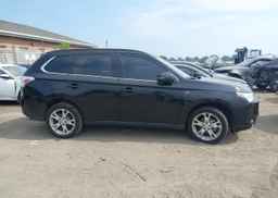 2014 MITSUBISHI OUTLANDER GT