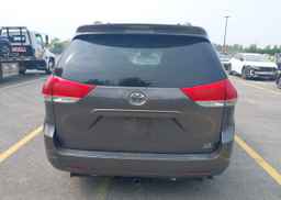 2012 TOYOTA SIENNA LE 7 PASSENGER