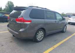 2012 TOYOTA SIENNA LE 7 PASSENGER