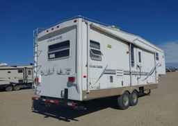 2000 FOREST RIVER CEDAR CREEK