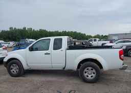 2013 NISSAN FRONTIER S