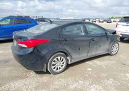 2013 HYUNDAI ELANTRA GL