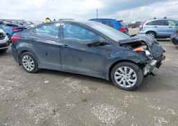 2013 HYUNDAI ELANTRA GL
