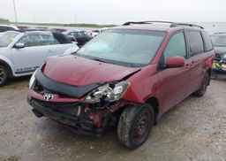 2006 TOYOTA SIENNA CE