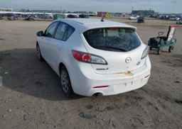 2010 MAZDA 3 I