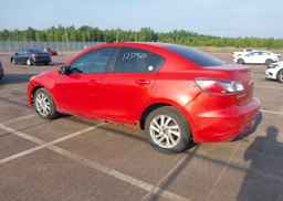 2013 MAZDA MAZDA3 GS-SKY