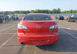 2013 MAZDA MAZDA3 GS-SKY