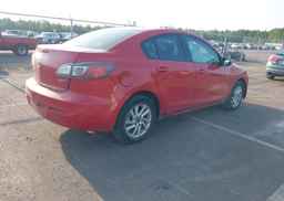 2013 MAZDA MAZDA3 GS-SKY