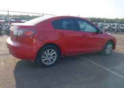 2013 MAZDA MAZDA3 GS-SKY