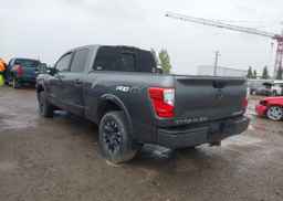 2016 NISSAN TITAN XD PLATINUM RESERVE