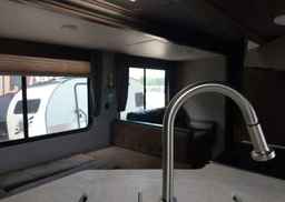 2019 CHEROKEE CABIN TRAILER