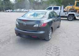2011 MAZDA 3 I