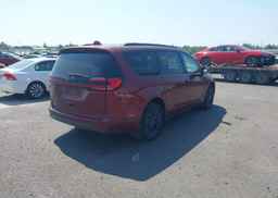 2022 CHRYSLER PACIFICA TOURING